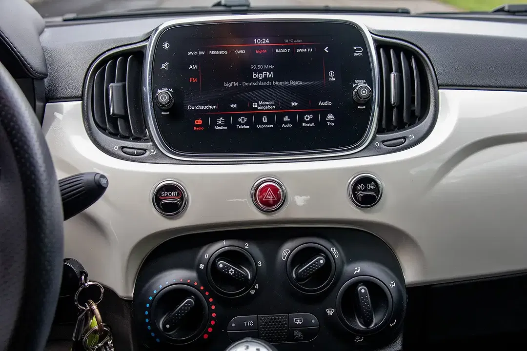 Abarth 500C - Thumbnail 14