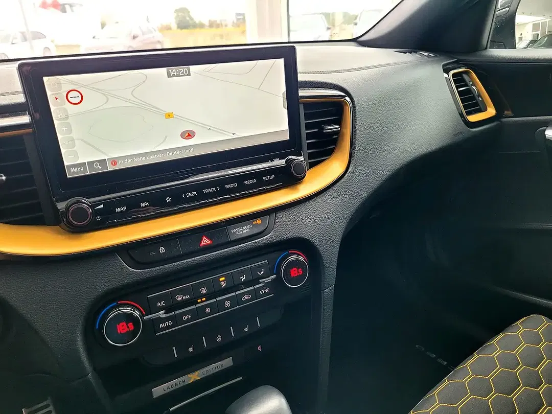 Kia XCeed Launch Edition - Thumbnail 11