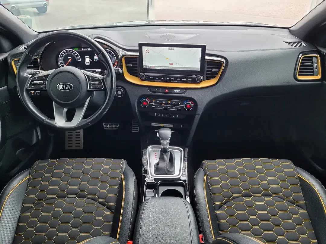 Kia XCeed Launch Edition - foto 2