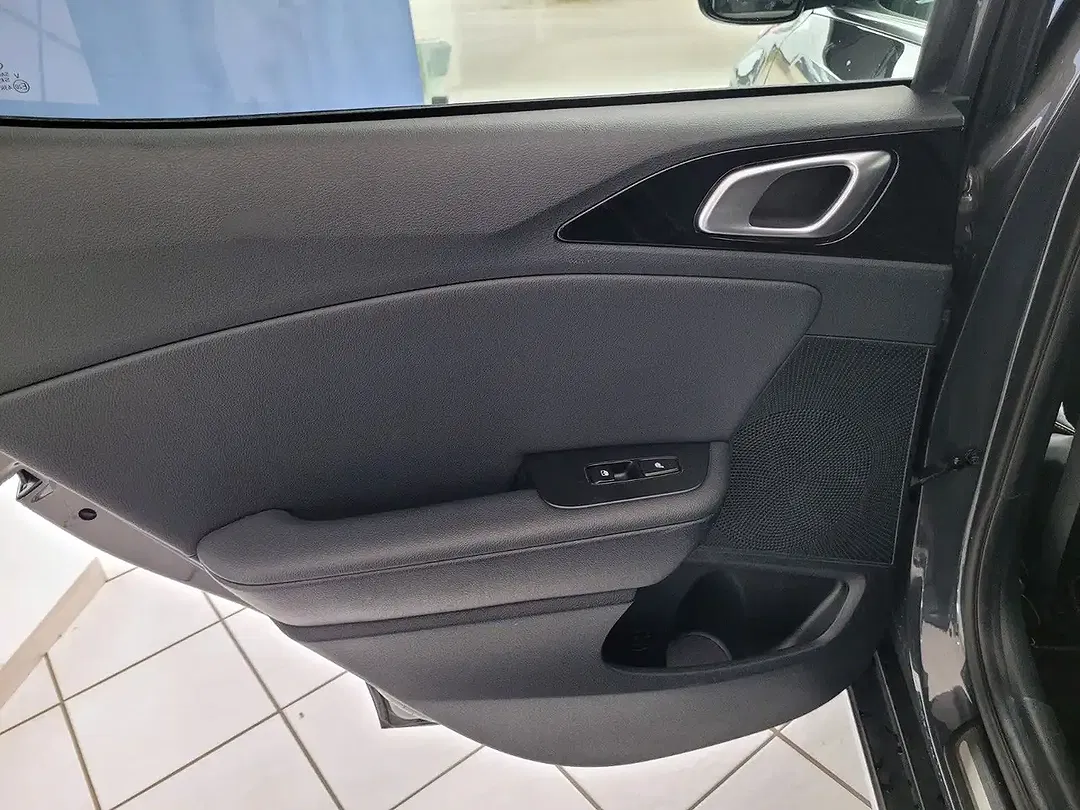 Kia XCeed Launch Edition - Thumbnail 26