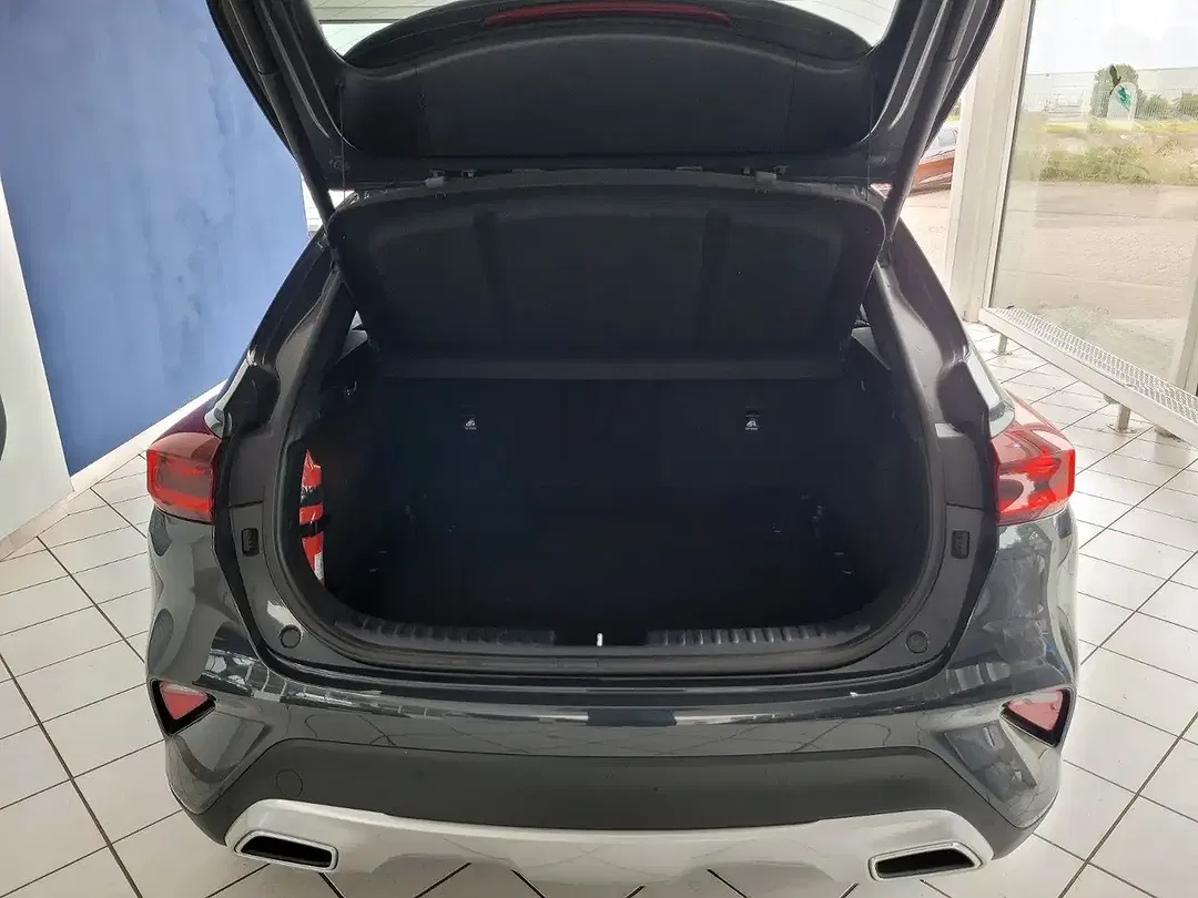 Kia XCeed Launch Edition - Thumbnail 27