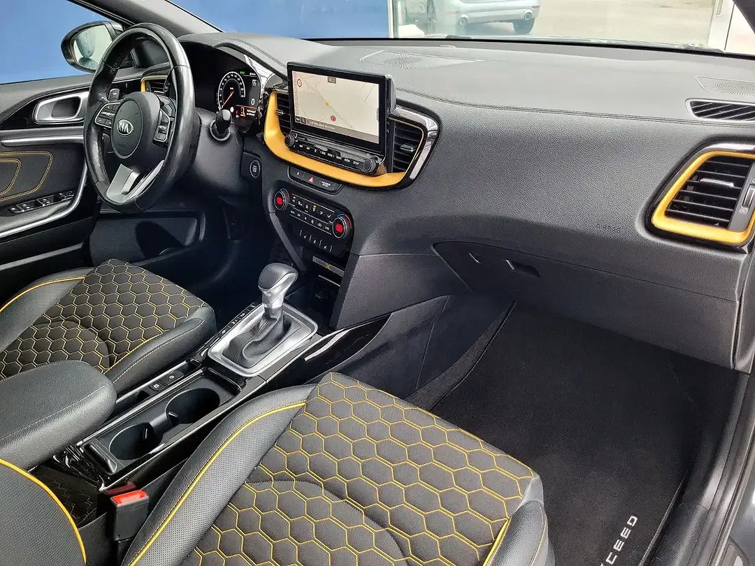 Kia XCeed Launch Edition - Thumbnail 7