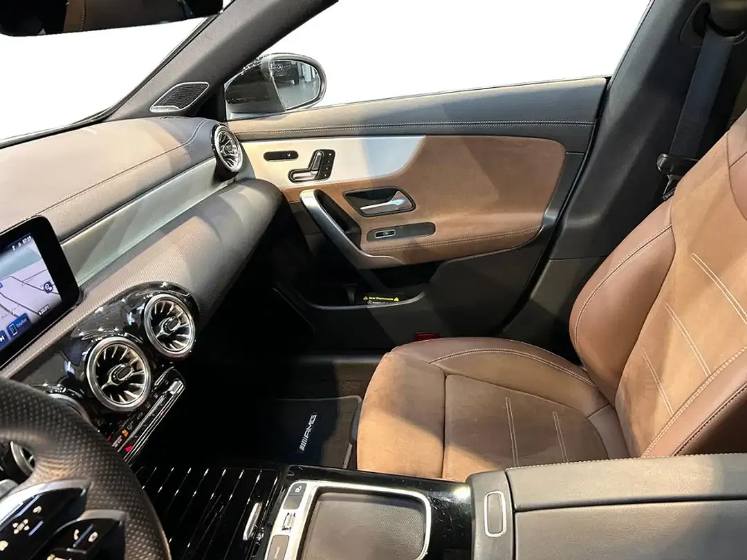 Mercedes-Benz CLA 250 AMG MBUX Burmester Night - Thumbnail 7