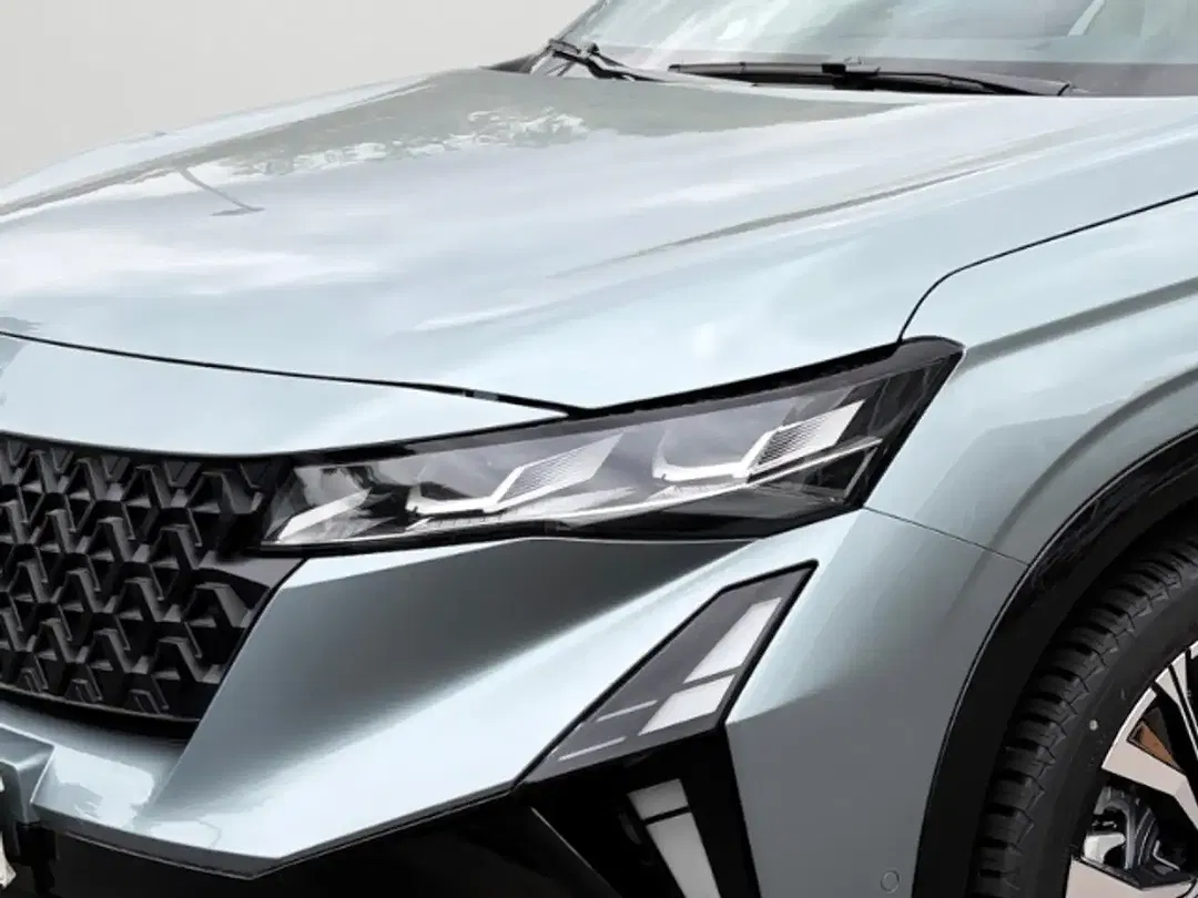 Renault Espace E-Tech Hybrid Iconic - Thumbnail 4