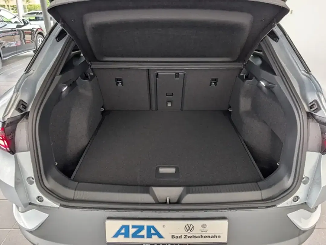 Volkswagen ID.4 Pro - Thumbnail 10
