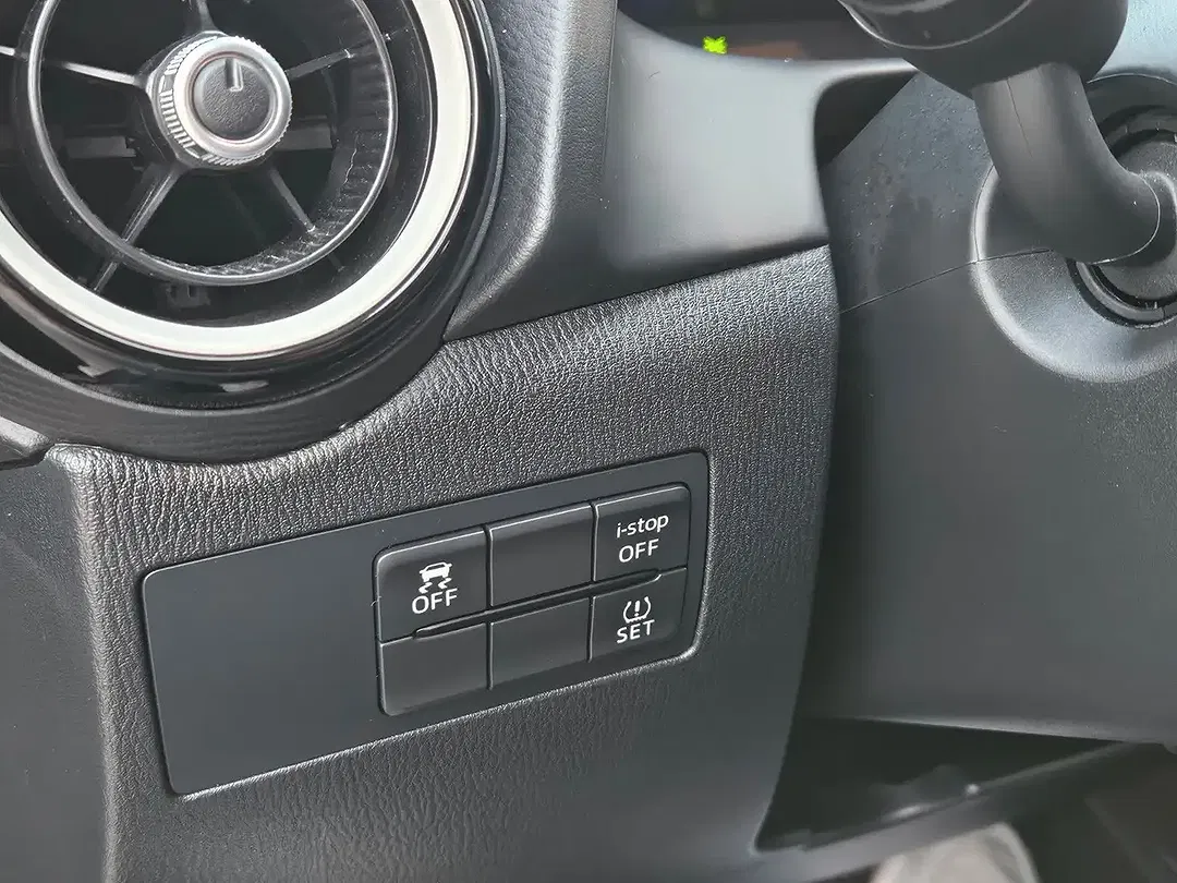 Mazda 2 1.5 Centre-Line - Thumbnail 13