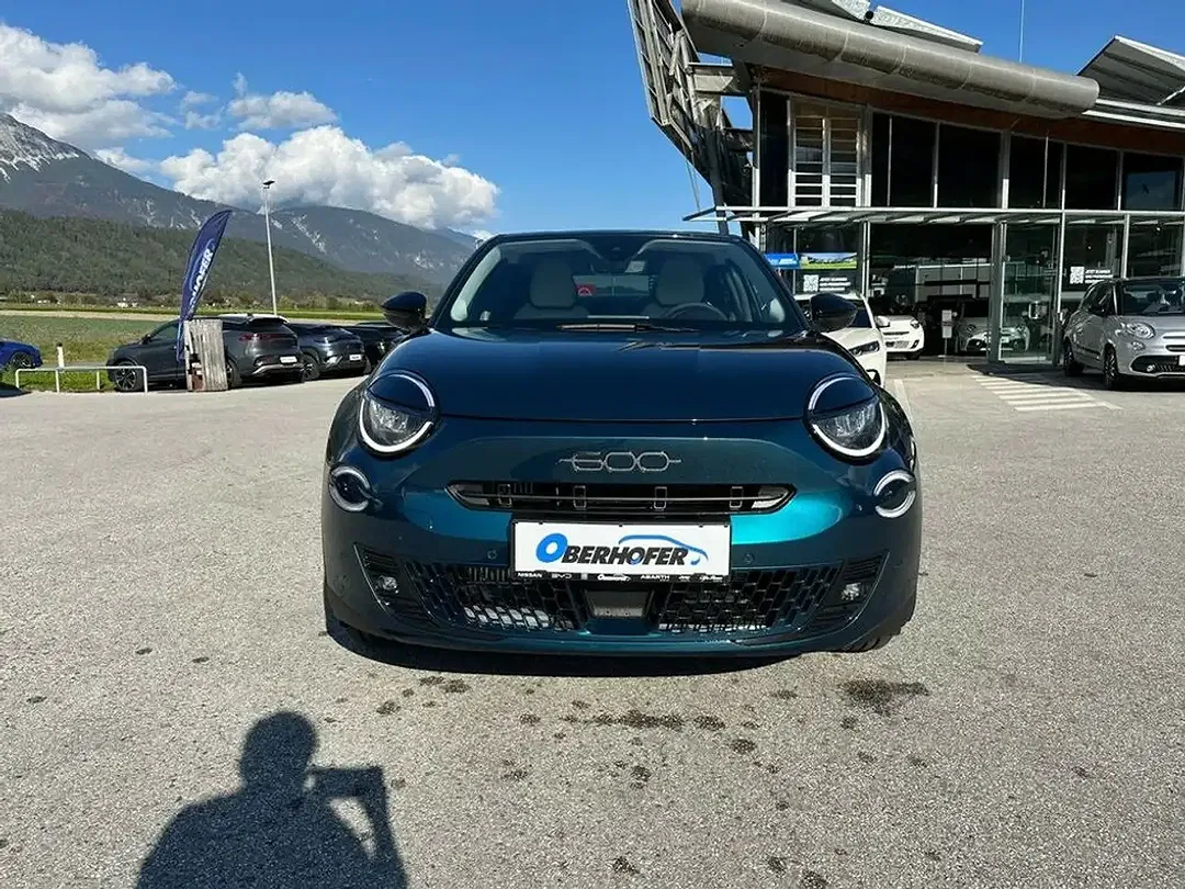 Fiat 600 Hybrid AUT La Prima - Thumbnail 9