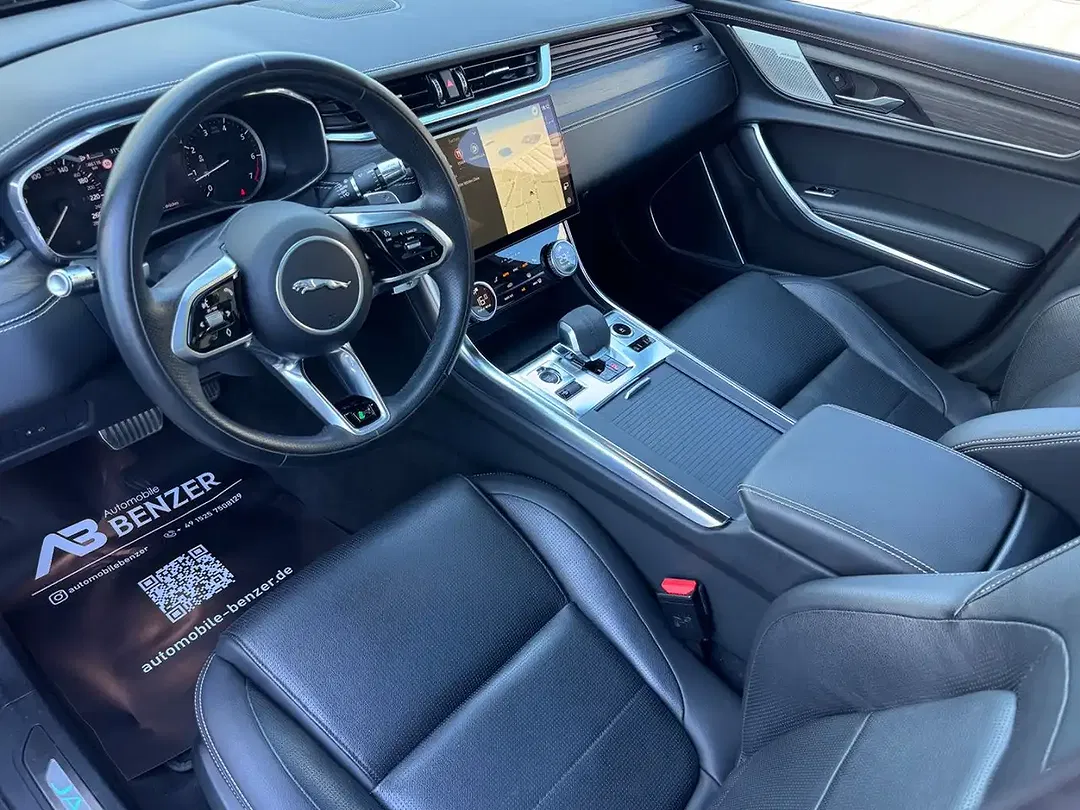 Jaguar XF 4x4 Sportbrake R-Dynamic SE - Thumbnail 13