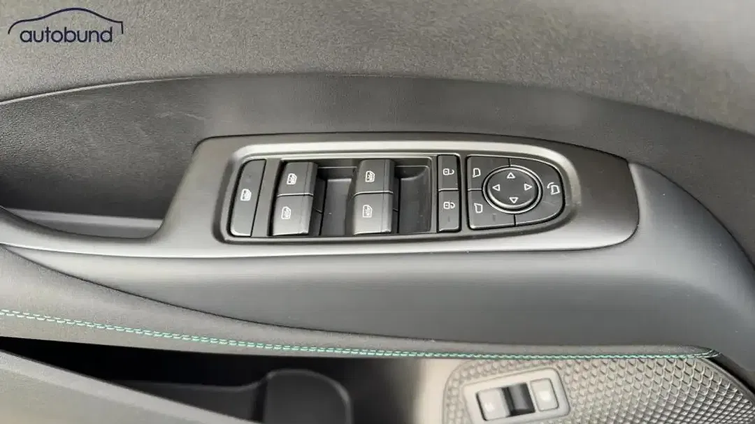 BYD Seal 6 DM-i PHEV Touring Boost - Thumbnail 13