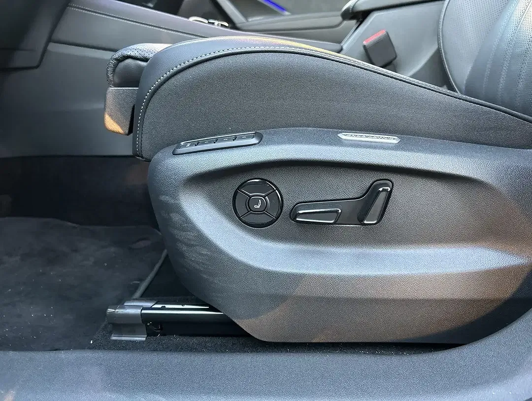 Volkswagen Tayron 1.5 eHybrid R-Line Black Edition - Thumbnail 11