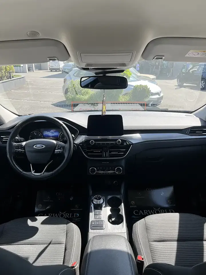 Ford Kuga PHEV Titanium - foto 10