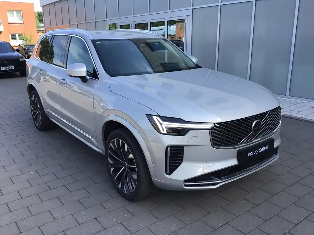 Volvo XC90 T8 AWD Plus Bright - Thumbnail 3