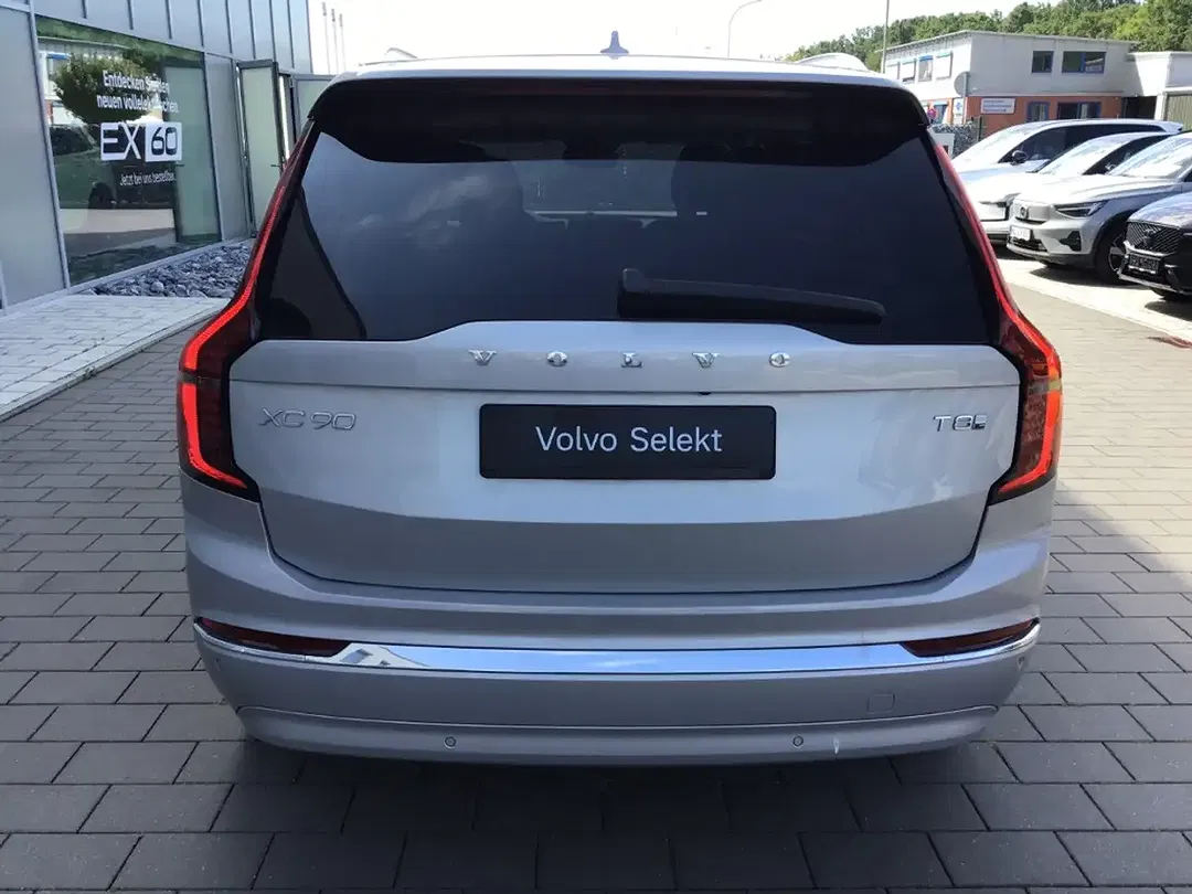 Volvo XC90 T8 AWD Plus Bright - Thumbnail 8