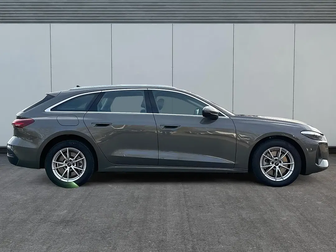 Audi A5 TDI quattro Avant Base - Thumbnail 5