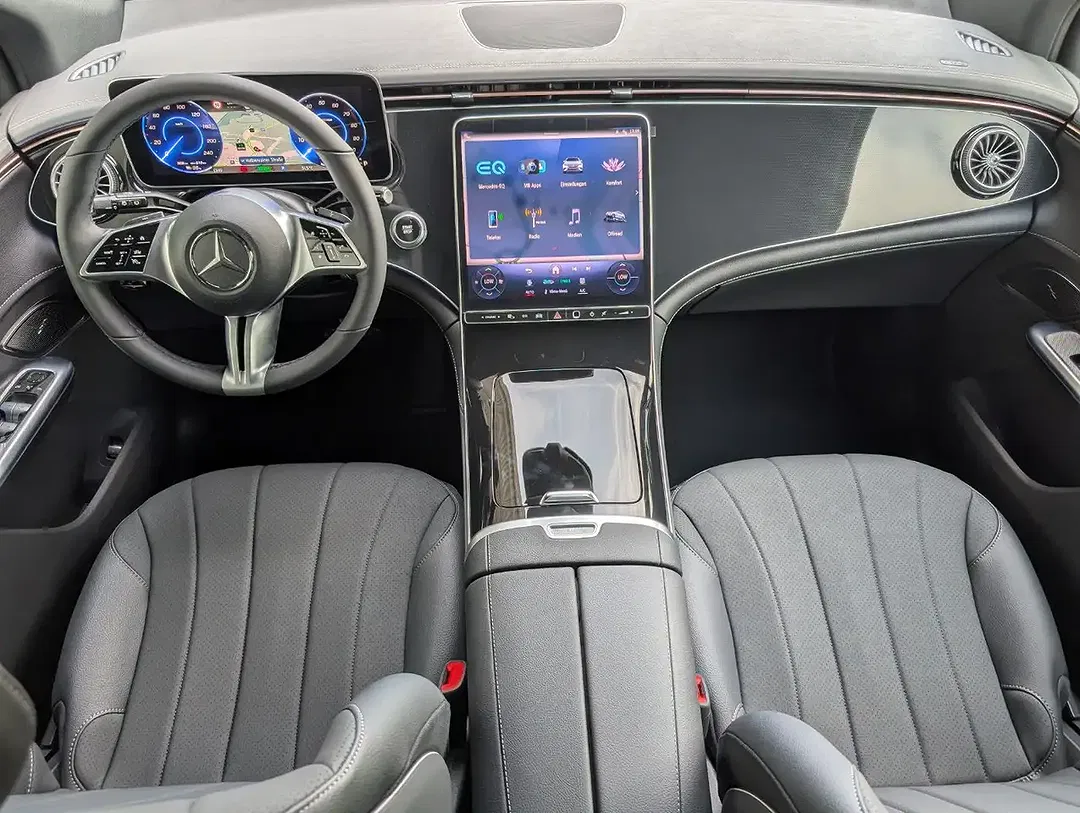 Mercedes-Benz EQE 350 4MATIC - Thumbnail 12
