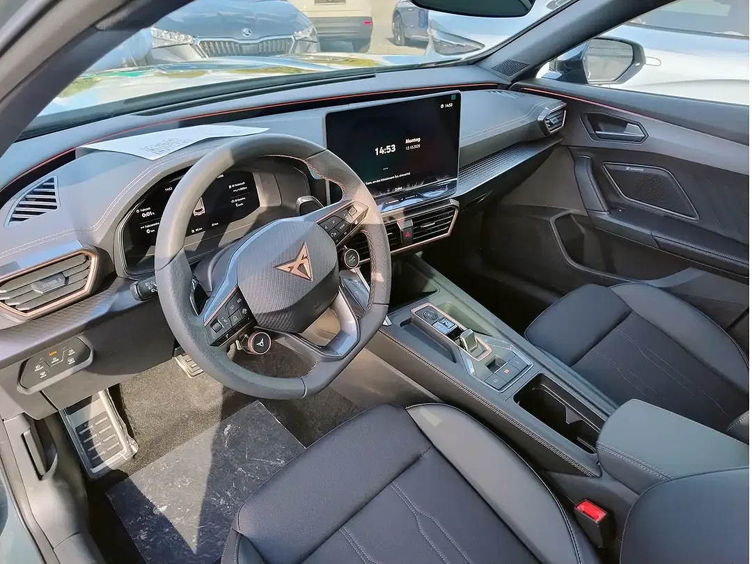 CUPRA Formentor 1.5 eTSI DSG - Thumbnail 5