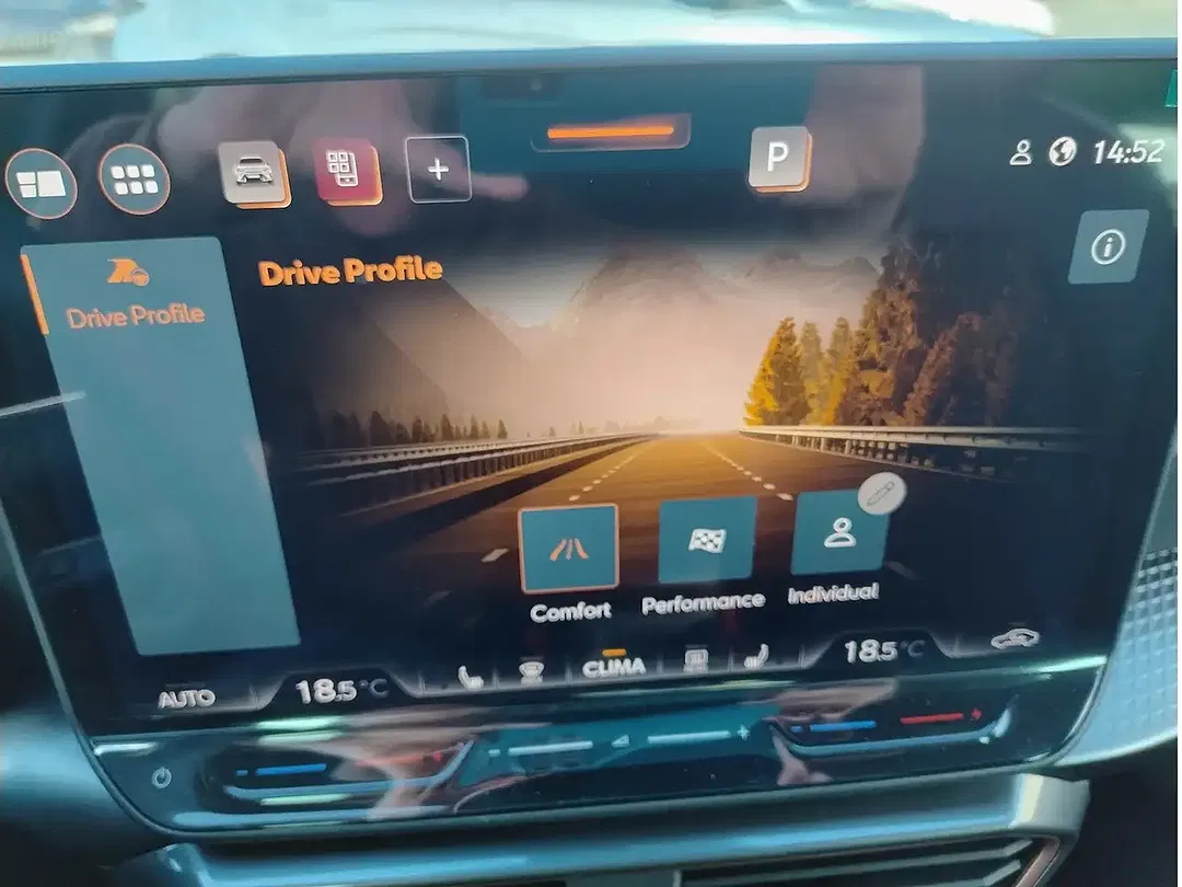 CUPRA Formentor 1.5 eTSI DSG - Thumbnail 8