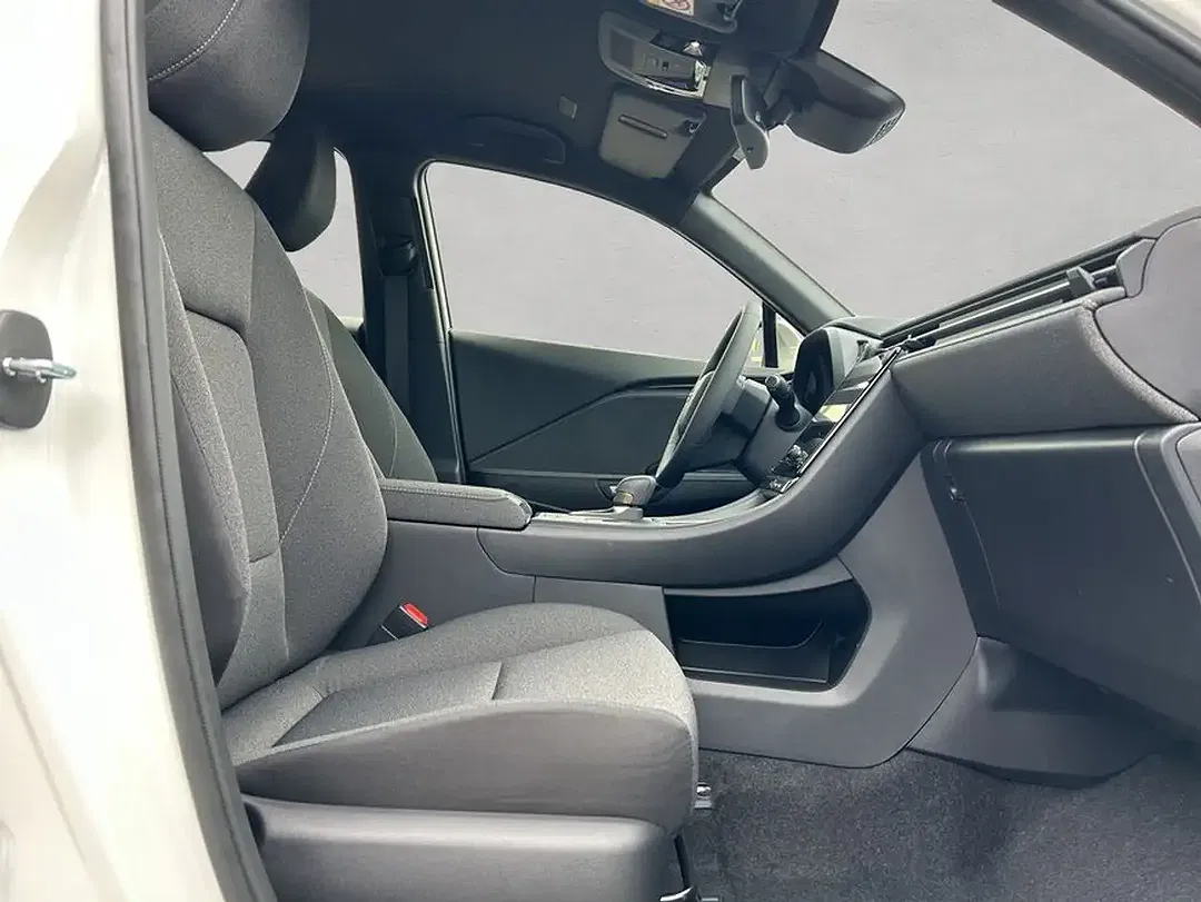 Lexus LBX 1.5 Hybrid - Thumbnail 16