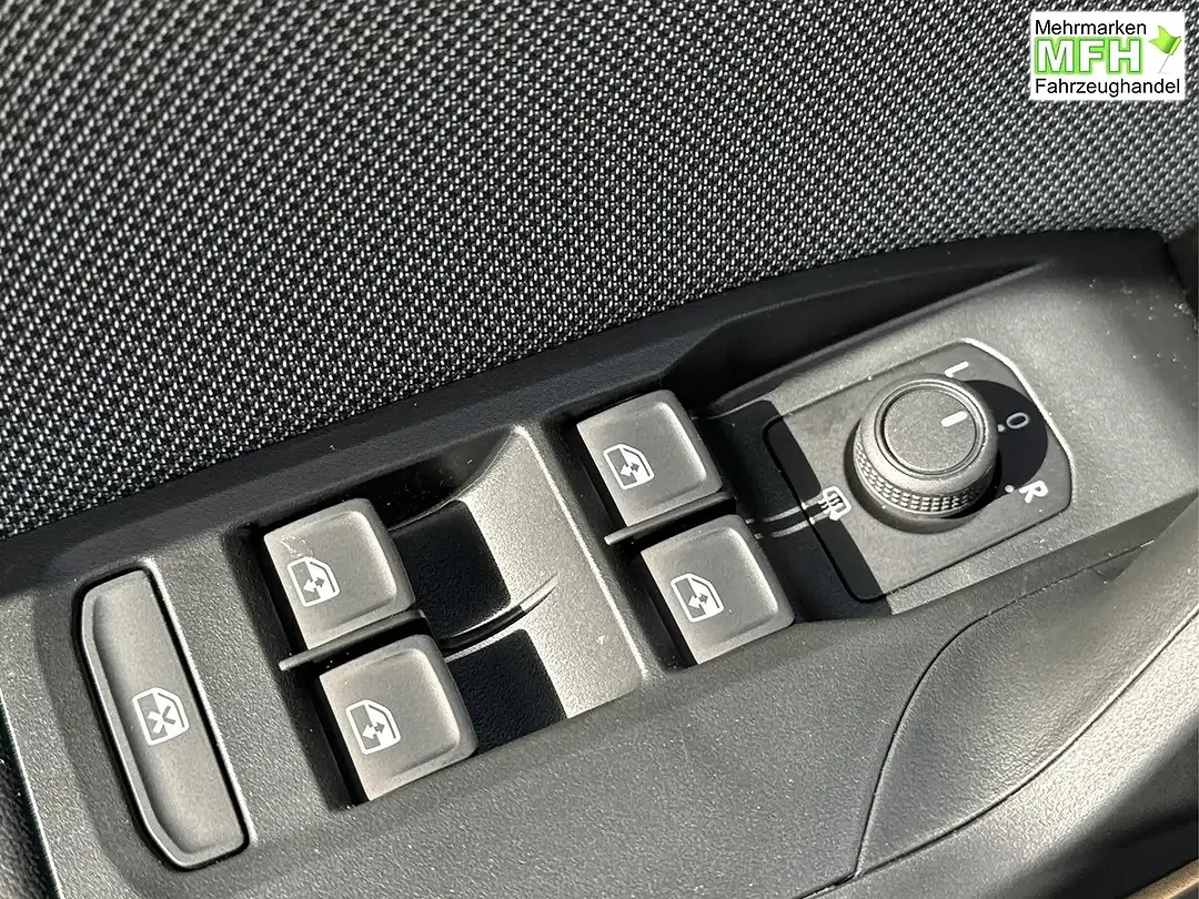 SEAT Leon DSG Style - Thumbnail 14