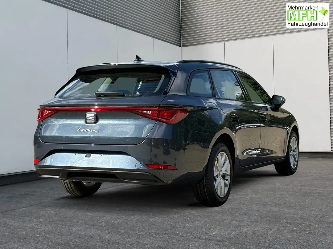 SEAT Leon DSG Style - Thumbnail 3