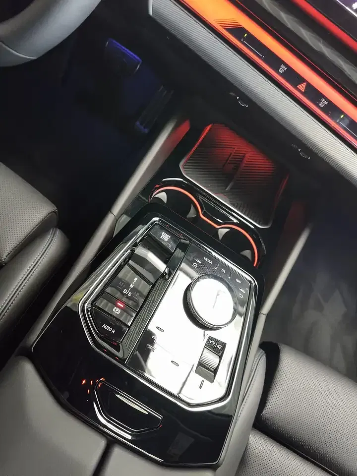 BMW 520 Touring M Sport Pro - Thumbnail 14
