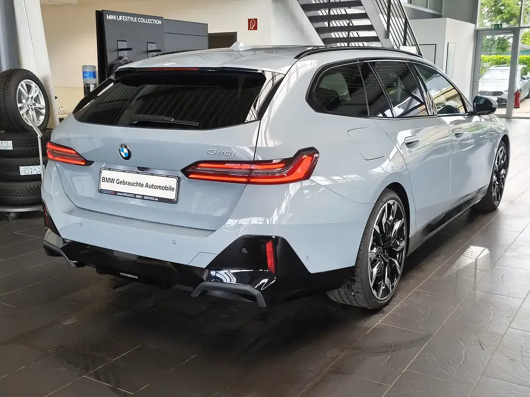 BMW 520 Touring M Sport Pro - Thumbnail 7