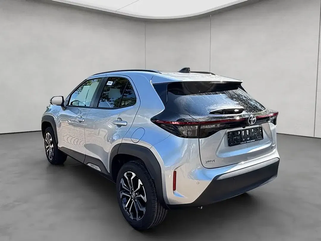 Toyota Yaris Cross 1.5 VVT-i Hybrid Teamplayer - Thumbnail 3