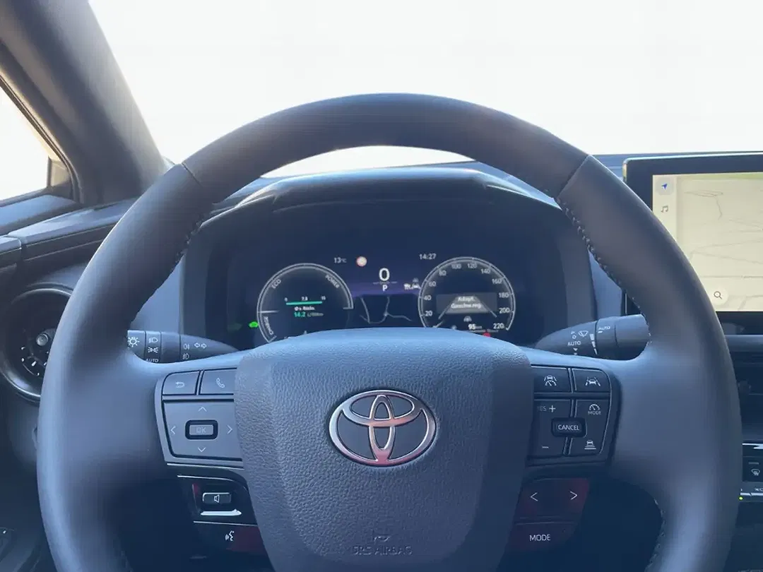 Toyota C-HR Hybrid Teamplayer - Thumbnail 11