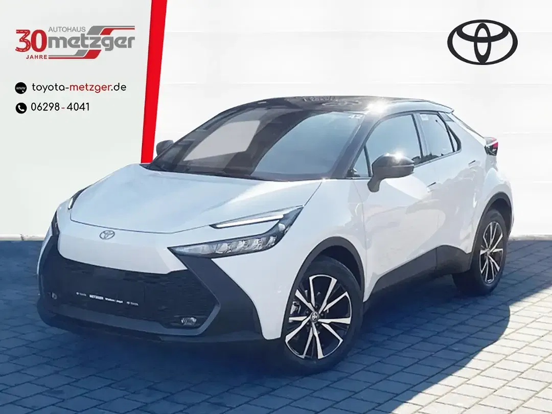 Toyota C-HR Hybrid Teamplayer - Thumbnail 6