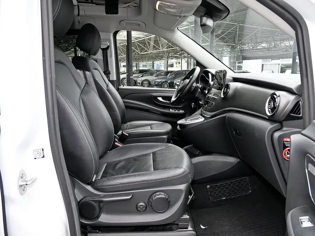 Mercedes-Benz V 300 4MATIC Edition Night - Thumbnail 9