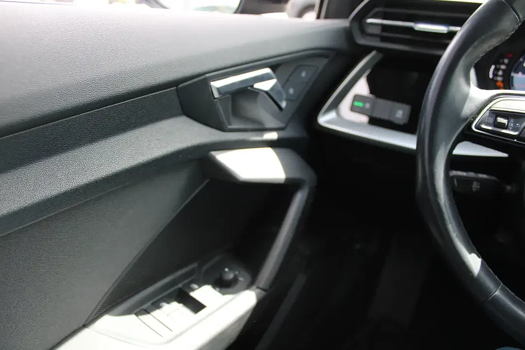 Audi A3 30 TFSI Sportback - Thumbnail 12