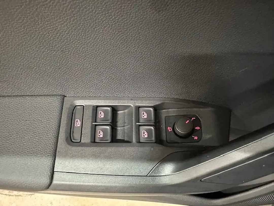 SEAT Ibiza Style - Thumbnail 18