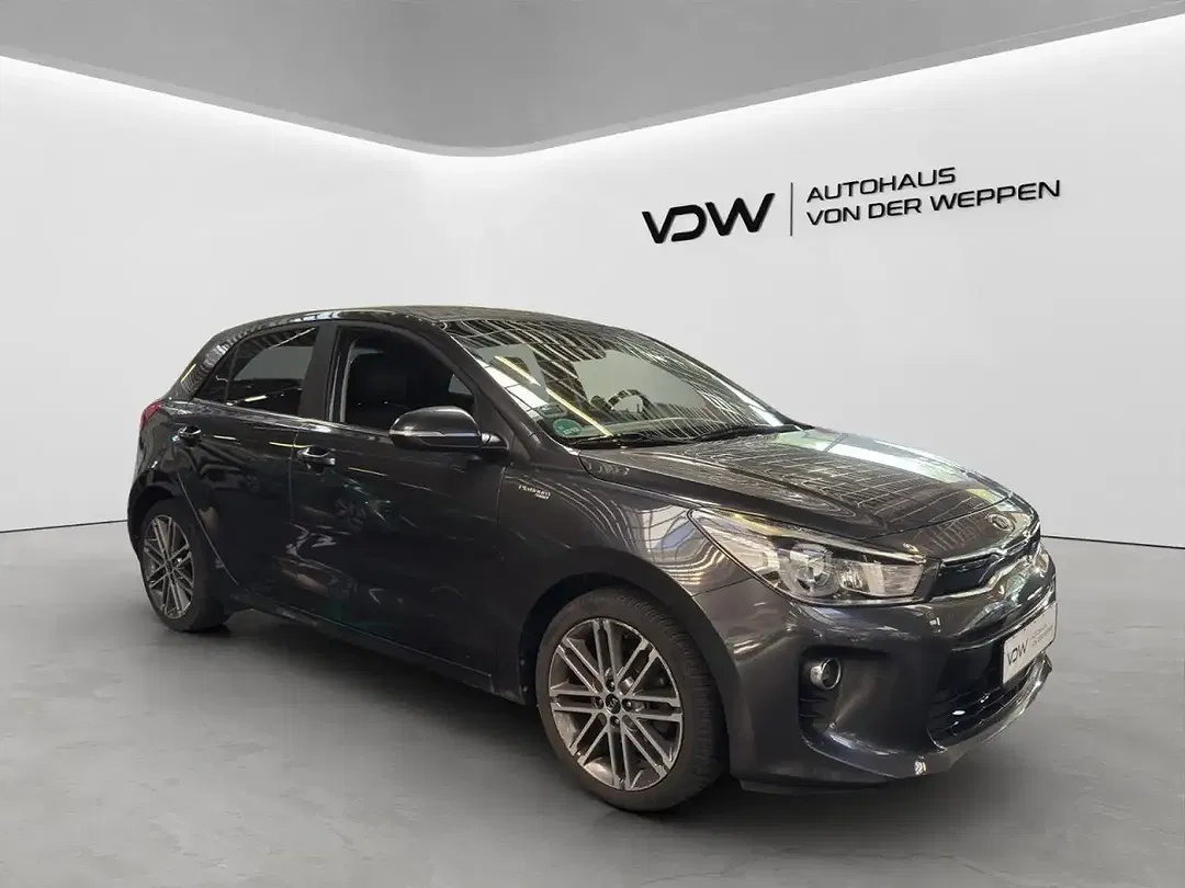 Kia Rio Platinum Edition - Thumbnail 10