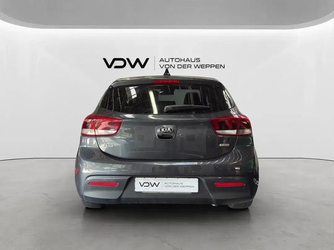 Kia Rio Platinum Edition - Thumbnail 6