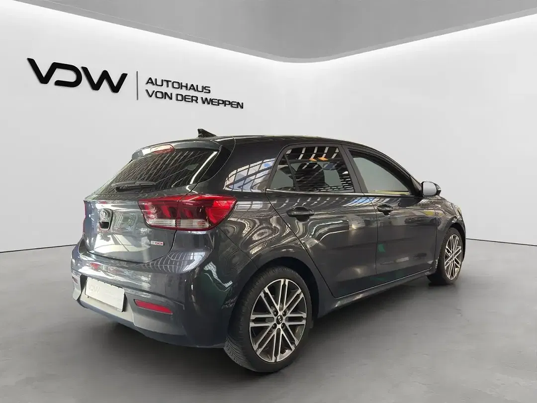 Kia Rio Platinum Edition - Thumbnail 8