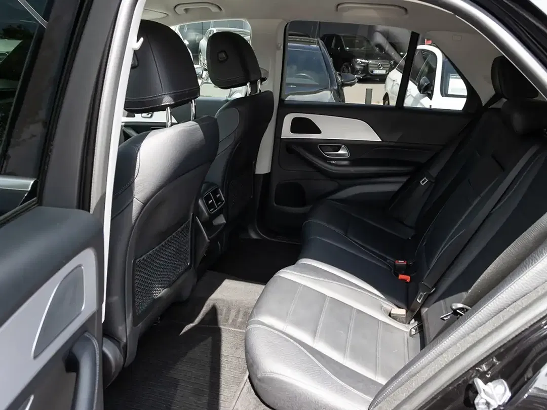 Mercedes-Benz GLE 350 4MATIC MBUX - Thumbnail 4