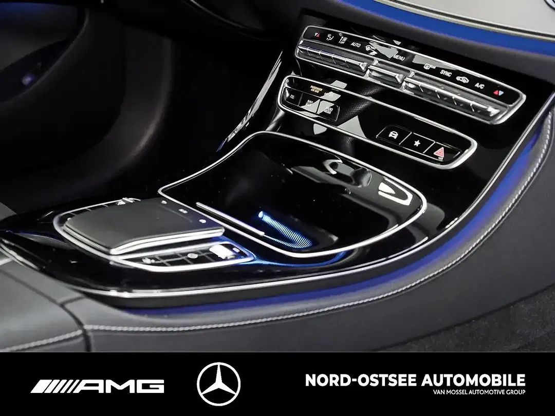 Mercedes-Benz E 200 AMG Burmester Night - Thumbnail 11
