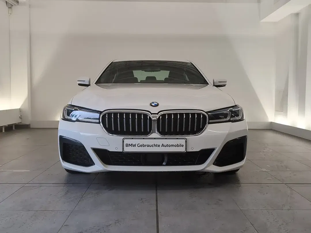 BMW 530 M Sport - Thumbnail 1