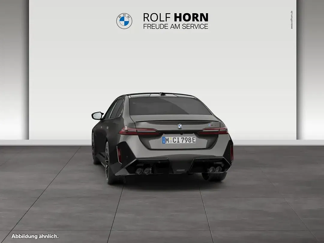 BMW M5 - Thumbnail 7