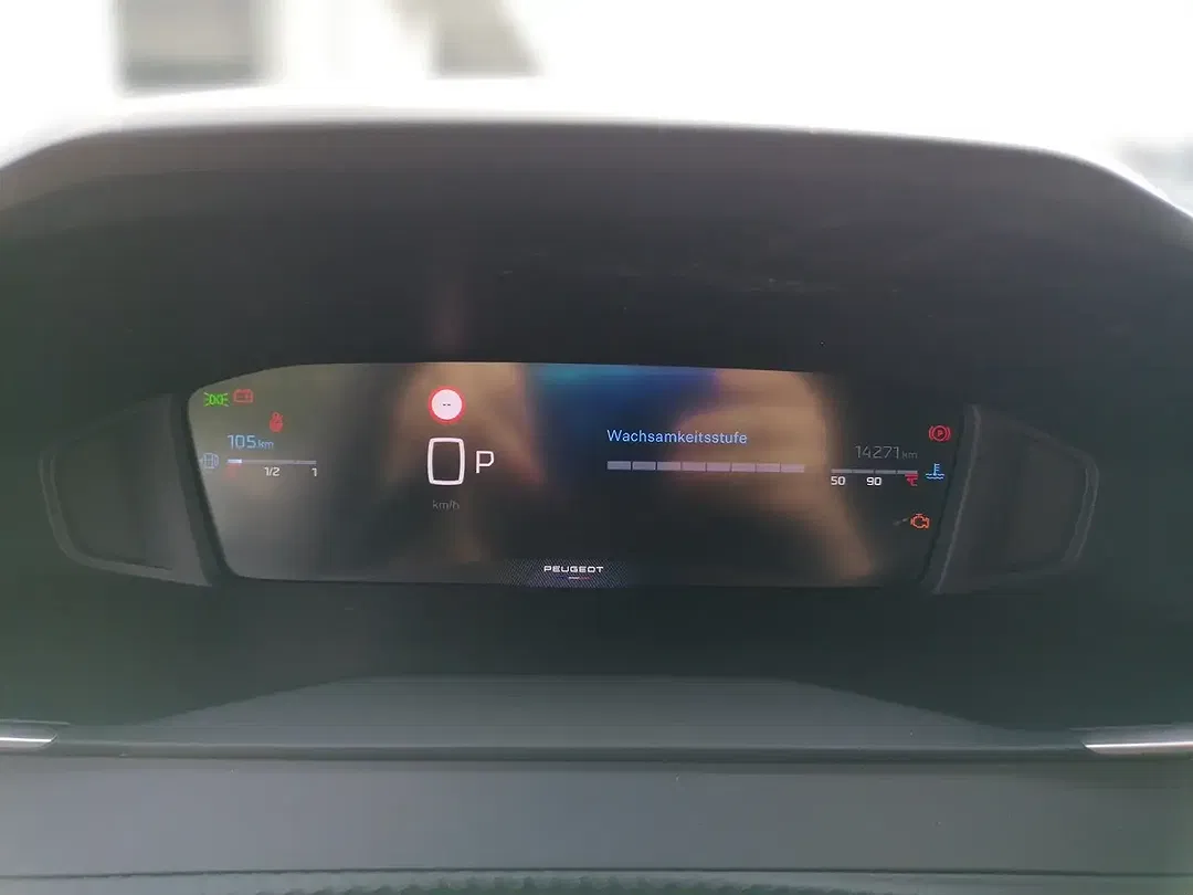 Peugeot 2008 130 PureTech Allure - Thumbnail 5