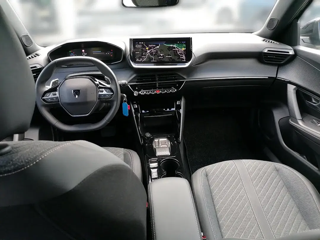 Peugeot 2008 130 PureTech Allure - Thumbnail 9