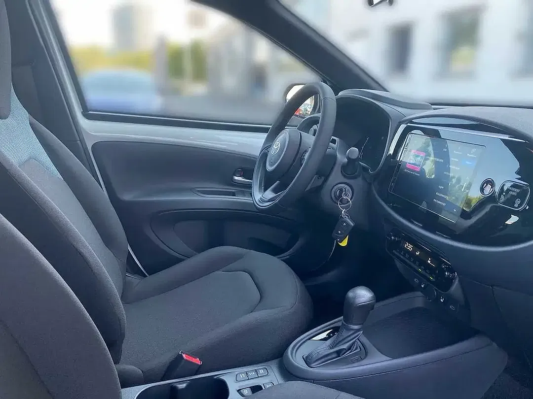 Toyota Aygo X 1.5 Hybrid Active - Thumbnail 6