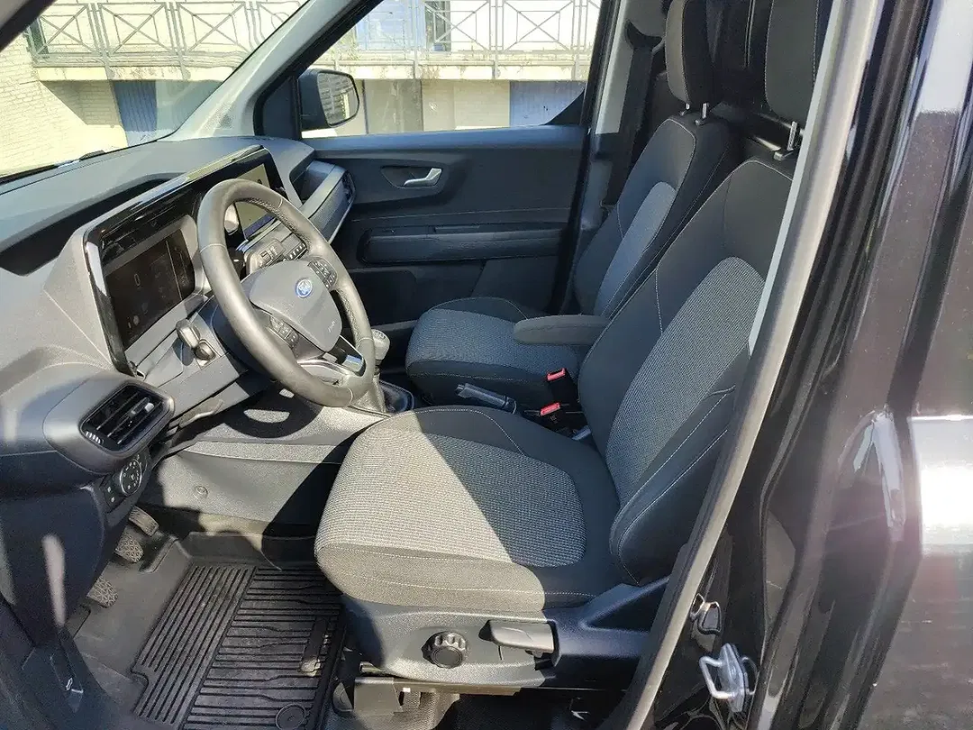 Ford Transit Courier EcoBlue Trend - Thumbnail 10