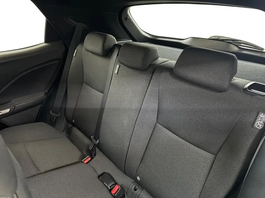 Lexus LBX - Thumbnail 12