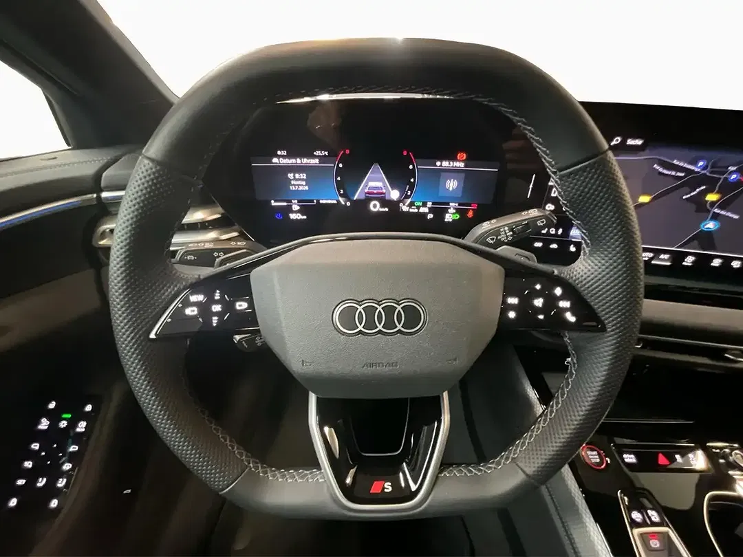 Audi S5 quattro Avant - Thumbnail 12