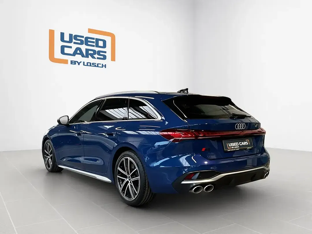 Audi S5 quattro Avant - Thumbnail 6