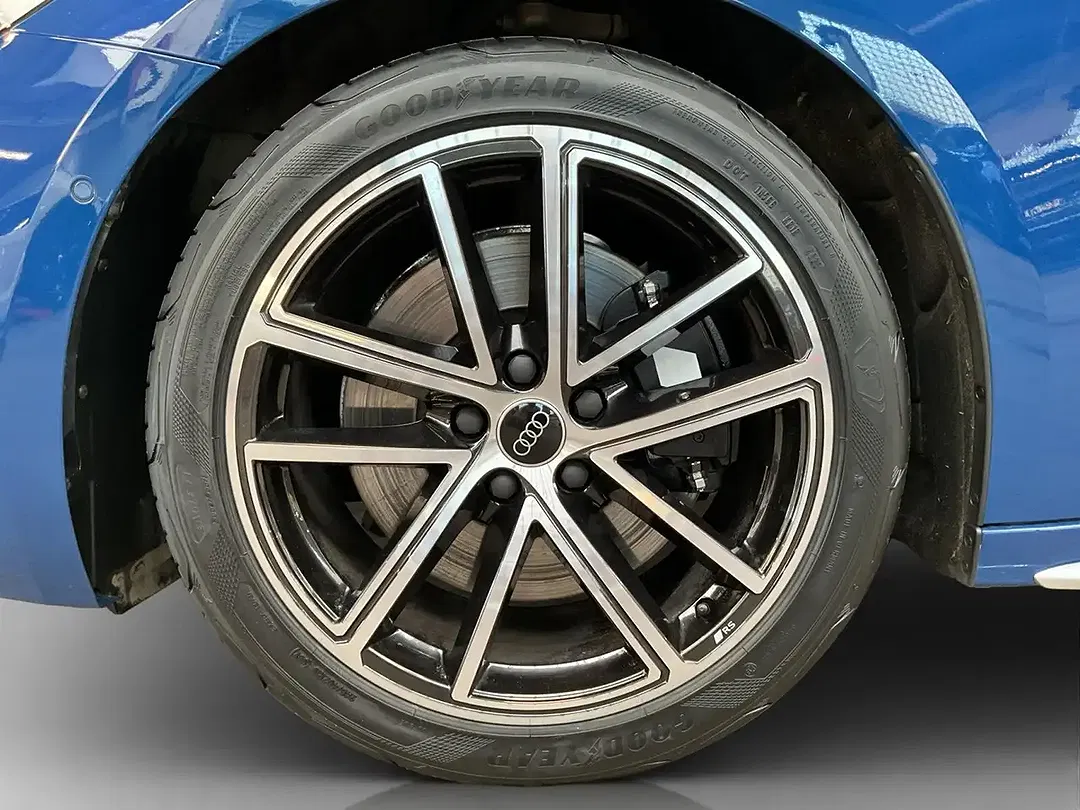Audi S5 quattro Avant - Thumbnail 8