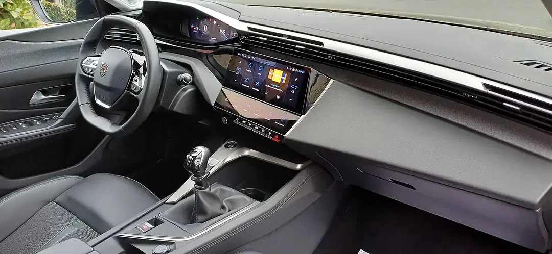 Peugeot 308 PureTech Allure SW - Thumbnail 10