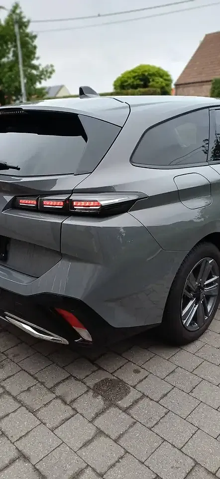 Peugeot 308 PureTech Allure SW - Thumbnail 8
