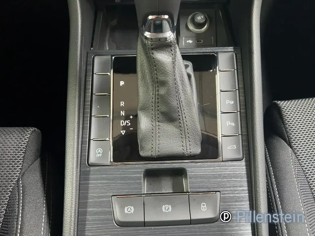 Skoda Superb TDI Business - Thumbnail 13